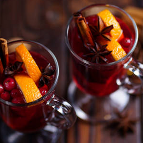 Glühwein zu Hause machen: einfache Rezepte und Tipps