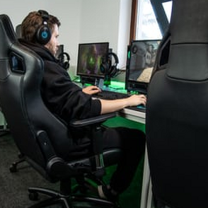 9 Things to Consider When Choosing a Gaming Chair