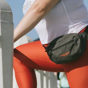 What To Look For In a Plus Size Fanny Pack