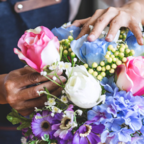 Hvorfor kunstige blomster kan være bedre for deg